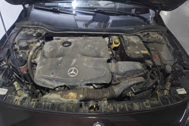 Used Mercedes-Benz GLA 2016 GLA 220 4MATIC Fashion Edition Engine Bay