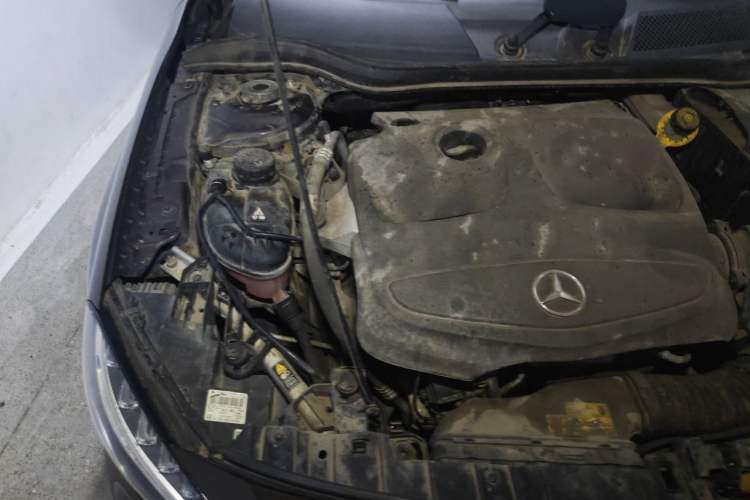 Used Mercedes-Benz GLA 2016 GLA 220 4MATIC Fashion Edition Engine Bay Right