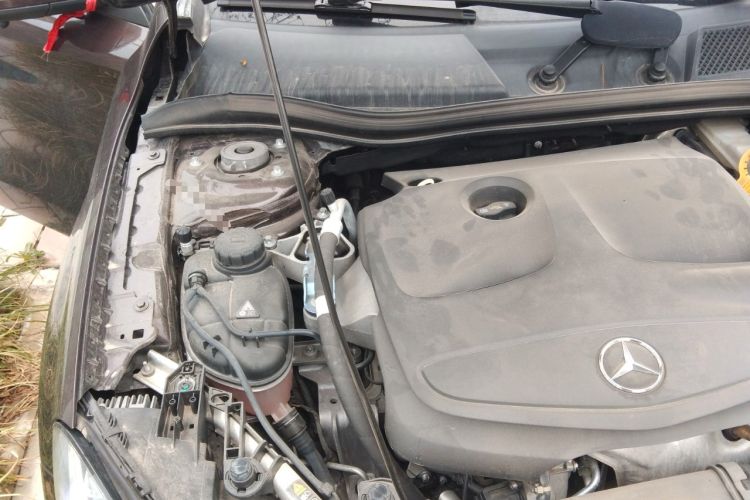 Used Mercedes-Benz GLA 2016 GLA 200 Fashion Model Engine Bay Right