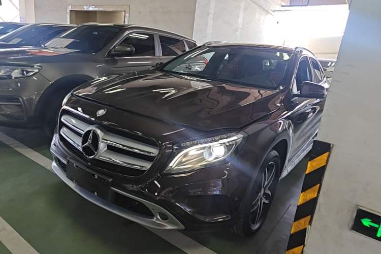 Used Mercedes-Benz GLA 2016 GLA 220 4MATIC Fashion Edition Guazi used car, China used car export, Used car for sale, Used  cars, Cheapest cars for sale