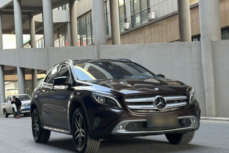 Used Mercedes-Benz GLA 2016 GLA 200 Fashion Model Exterior 1
