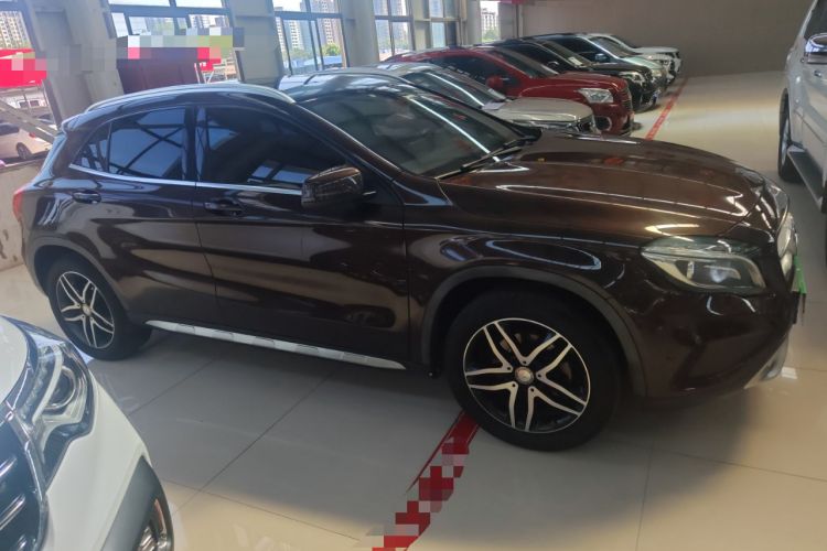 Used Mercedes-Benz GLA 2016 GLA 200 Fashion Model Exterior 2