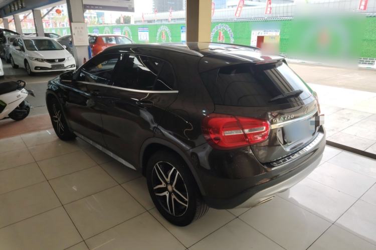 Used Mercedes-Benz GLA 2016 GLA 220 4MATIC Fashion Edition Exterior 2