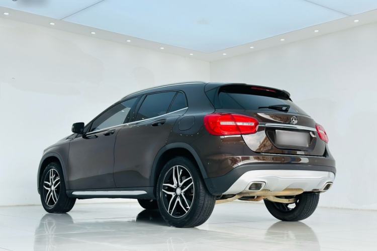 Used Mercedes-Benz GLA 2016 GLA 200 Fashion Model Exterior 3