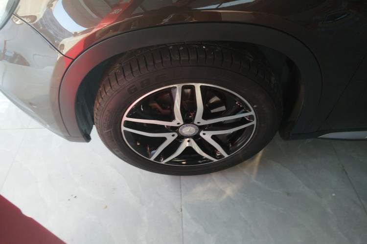 Used Mercedes-Benz GLA 2016 GLA 220 4MATIC Fashion Edition Exterior 4