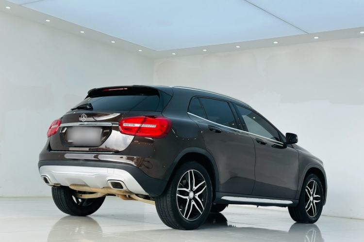 Used Mercedes-Benz GLA 2016 GLA 200 Fashion Model Exterior 4