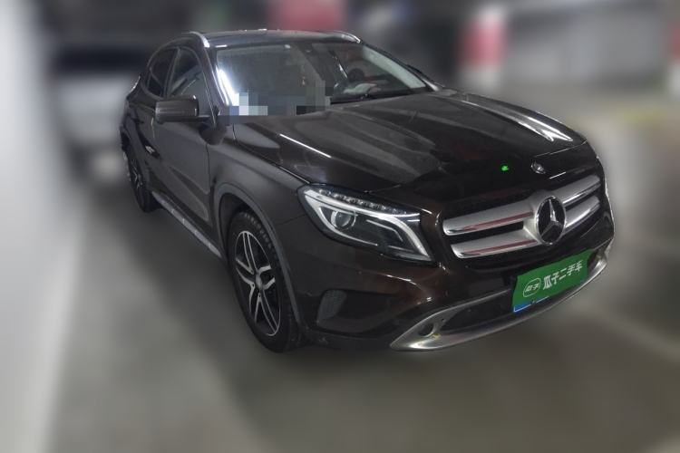 Used Mercedes-Benz GLA 2016 GLA 220 4MATIC Fashion Edition Front Right 45 Deg