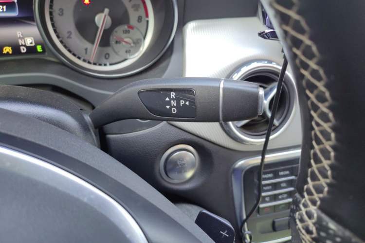 Used Mercedes-Benz GLA 2016 GLA 200 Sport Edition Gear Lever