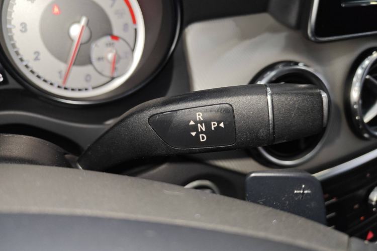 Used Mercedes-Benz GLA 2016 GLA 200 Sport Edition Gear Lever