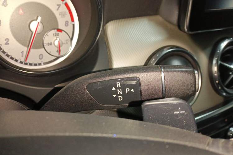 Used Mercedes-Benz GLA 2016 GLA 200 Sport Edition Gear Lever
