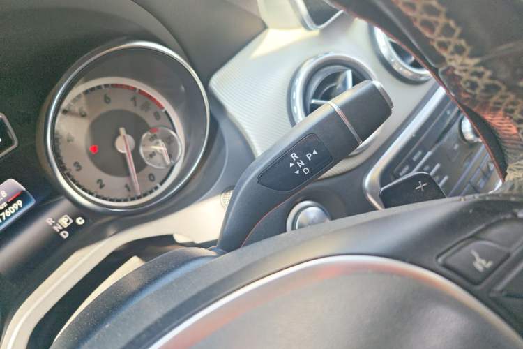 Used Mercedes-Benz GLA 2016 GLA 200 Sport Edition Gear Lever