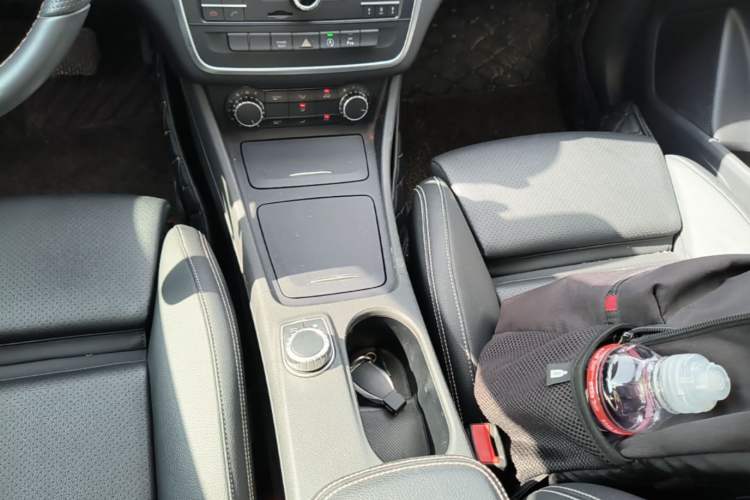 Used Mercedes-Benz GLA 2016 GLA 200 Sport Edition Gear Lever