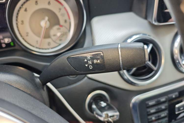 Used Mercedes-Benz GLA 2016 GLA 200 Sport Edition Gear Lever