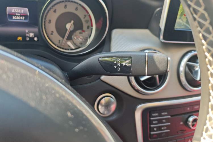 Used Mercedes-Benz GLA 2016 GLA 200 Sport Edition Gear Lever