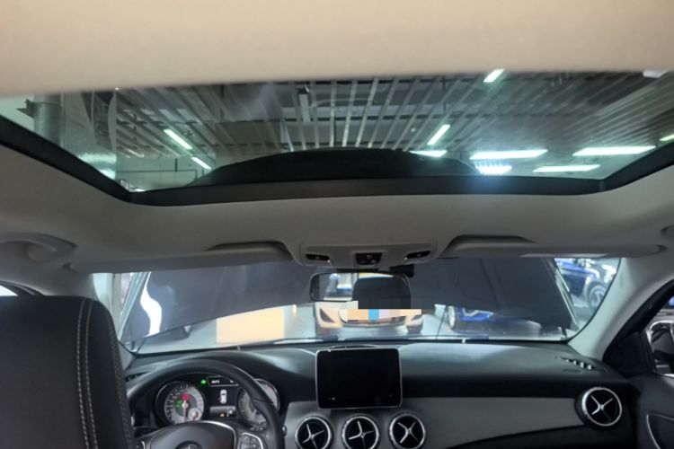 Used Mercedes-Benz GLA 2016 GLA 200 Fashion Model Headliner