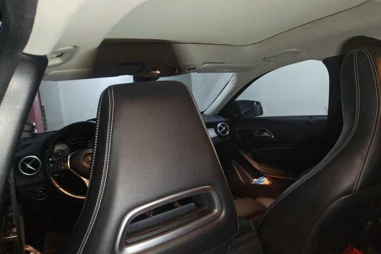 Used Mercedes-Benz GLA 2016 GLA 220 4MATIC Fashion Edition Headliner