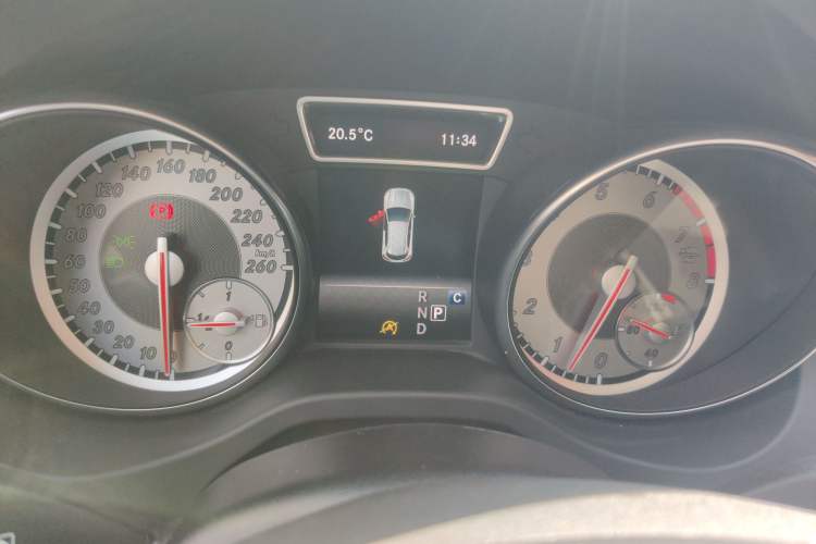 Used Mercedes-Benz GLA 2016 GLA 200 Sport Edition Instrument Cluster