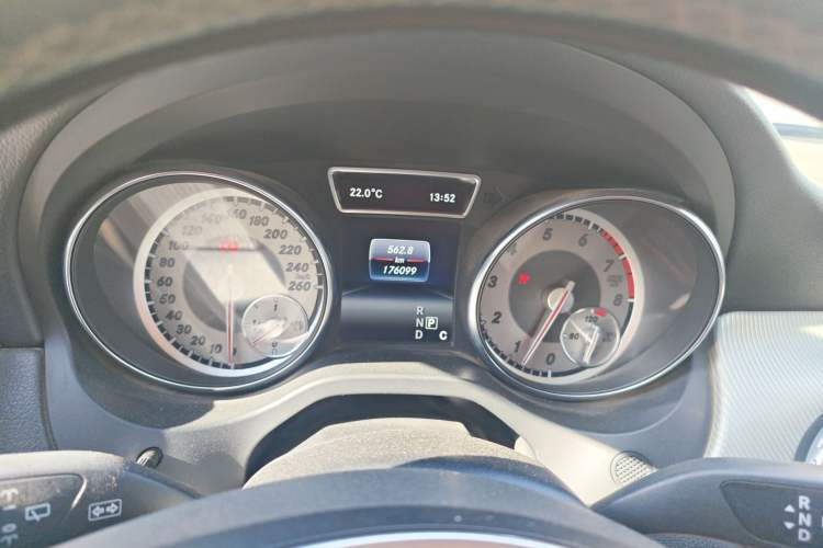Used Mercedes-Benz GLA 2016 GLA 200 Sport Edition Instrument Cluster