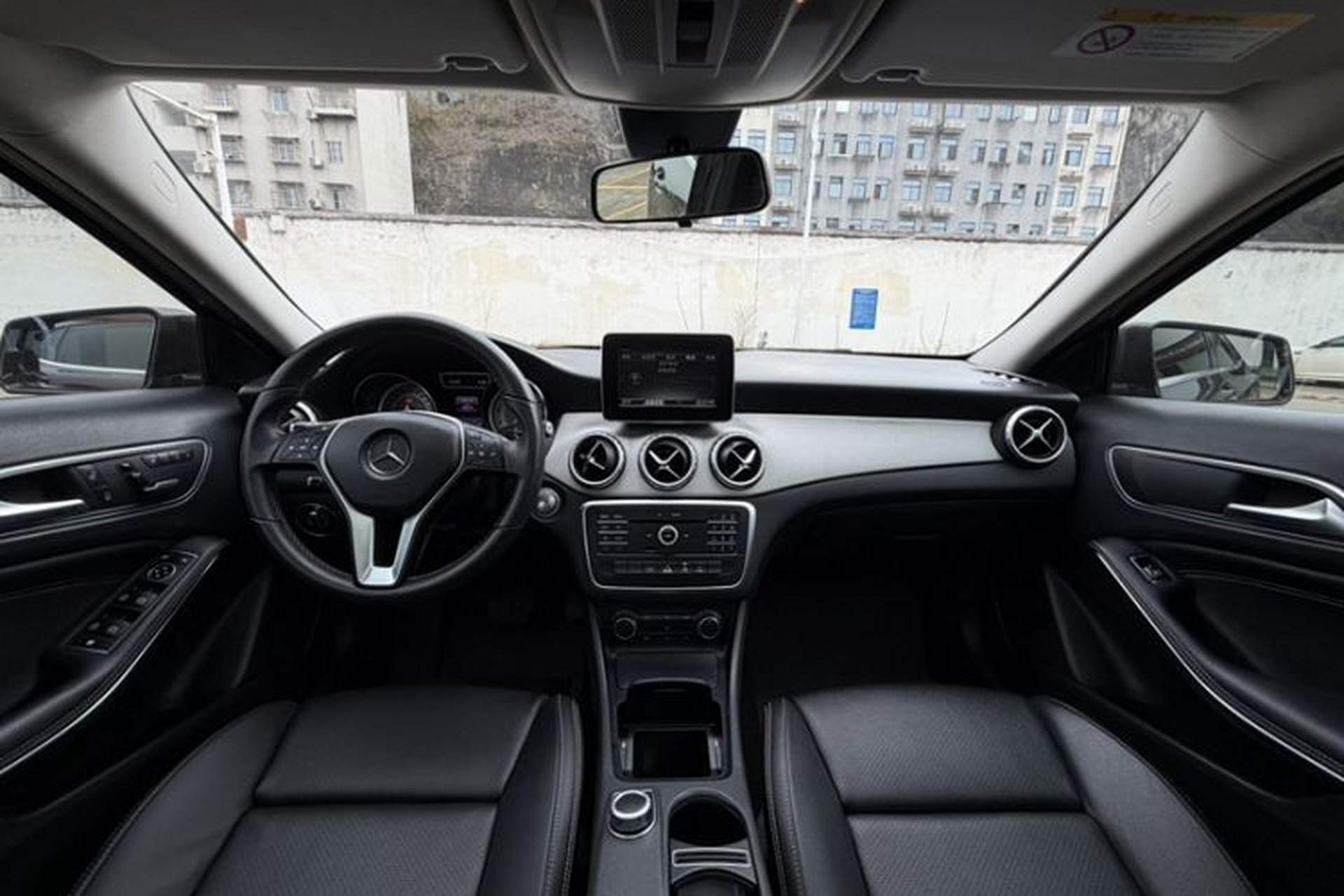 Used Mercedes-Benz GLA 2016 GLA 200 Sport Edition Interior 1