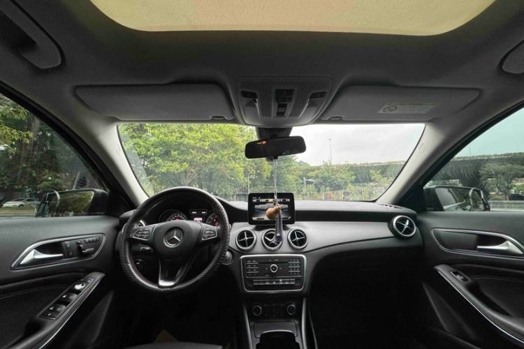 Used Mercedes-Benz GLA 2016 GLA 200 Fashion Model Interior 1