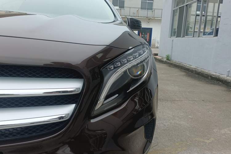 Used Mercedes-Benz GLA 2016 GLA 220 4MATIC Fashion Edition Left Front Headlight