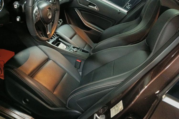Used Mercedes-Benz GLA 2016 GLA 200 Sport Edition Left Front Seat