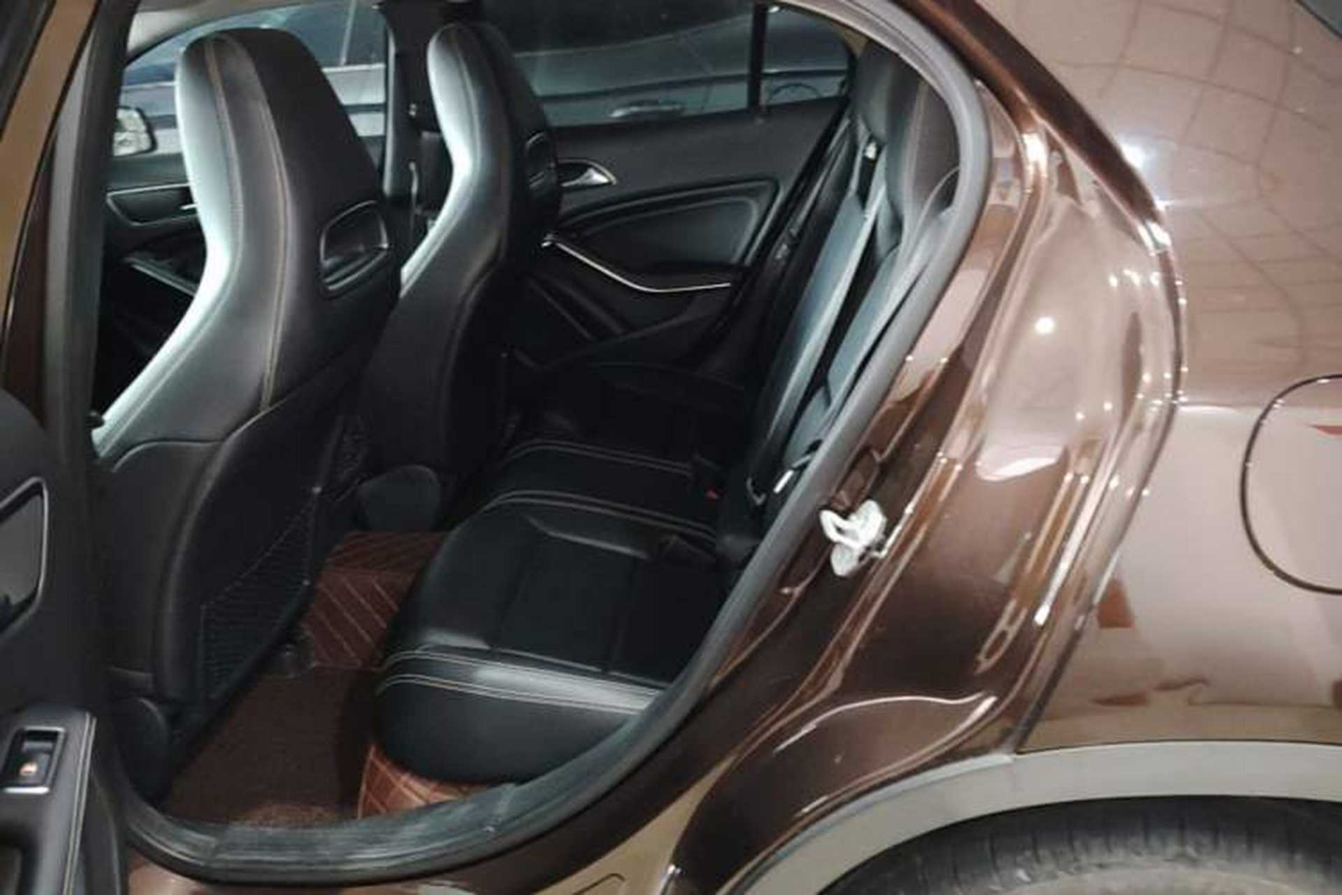 Used Mercedes-Benz GLA 2016 GLA 200 Fashion Model Left Rear Seat