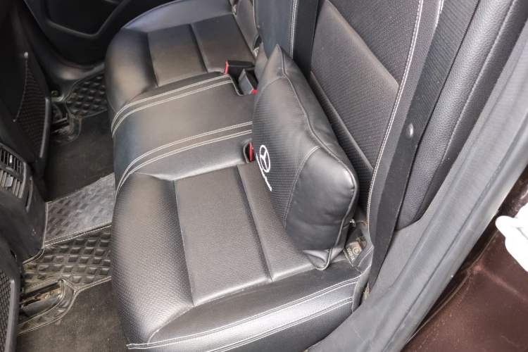 Used Mercedes-Benz GLA 2016 GLA 200 Sport Edition Left Rear Seat