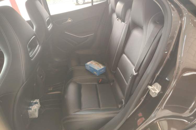 Used Mercedes-Benz GLA 2016 GLA 220 4MATIC Fashion Edition Left Rear Seat