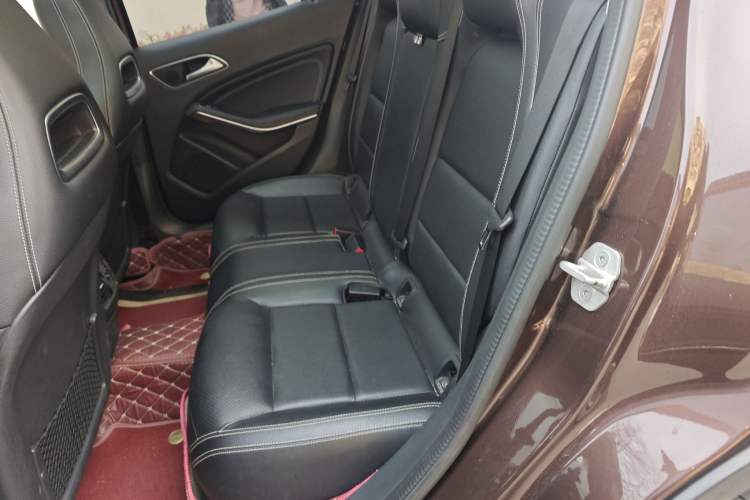 Used Mercedes-Benz GLA 2016 GLA 200 Sport Edition Left Rear Seat