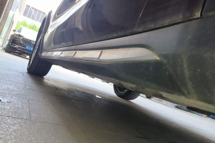 Used Mercedes-Benz GLA 2016 GLA 200 Sport Edition Left Side Sill