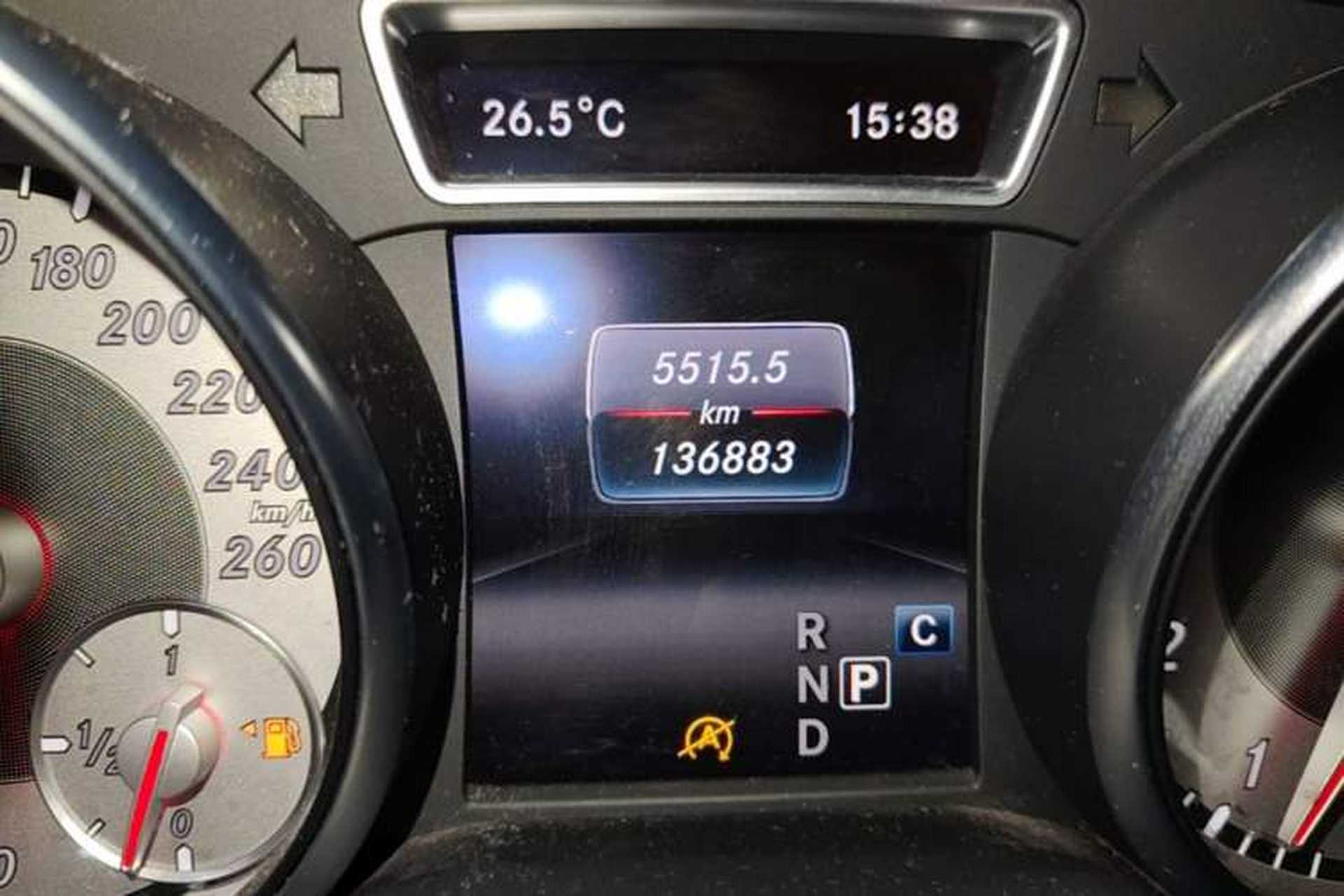 Used Mercedes-Benz GLA 2016 GLA 200 Fashion Model Odometer Close Up
