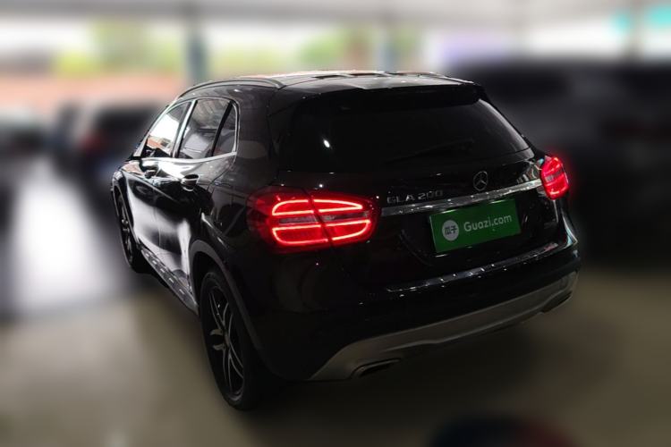 Used Mercedes-Benz GLA 2016 GLA 200 Fashion Model Rear Left 45 Deg