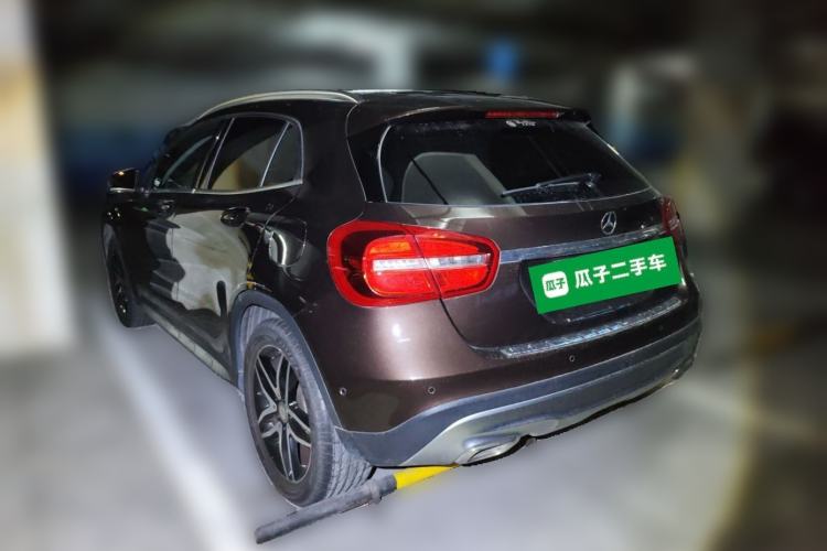 Used Mercedes-Benz GLA 2016 GLA 200 Fashion Model Rear Left 45 Deg