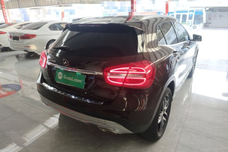 Used Mercedes-Benz GLA 2016 GLA 220 4MATIC Fashion Edition Rear Right 45 Deg