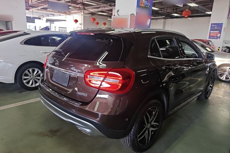 Used Mercedes-Benz GLA 2016 GLA 220 4MATIC Fashion Edition Rear Right 45 Deg