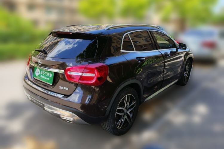 Used Mercedes-Benz GLA 2016 GLA 200 Fashion Model Rear Right 45 Deg