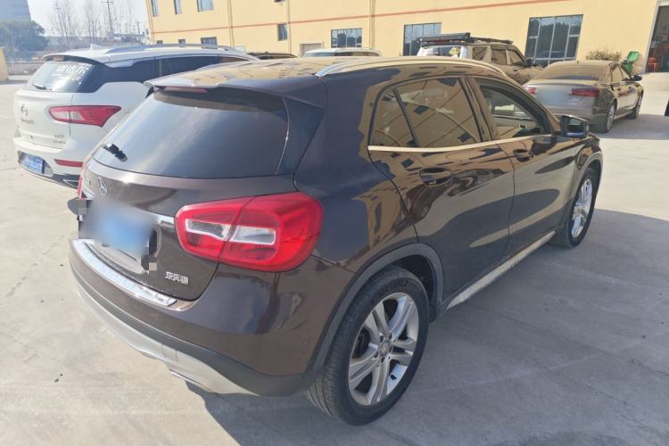 Used Mercedes-Benz GLA 2016 GLA 200 Sport Edition Rear Right 45 Deg