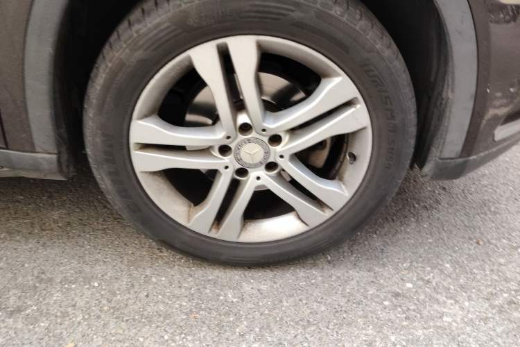 Used Mercedes-Benz GLA 2016 GLA 200 Sport Edition Right Front Wheel Hub