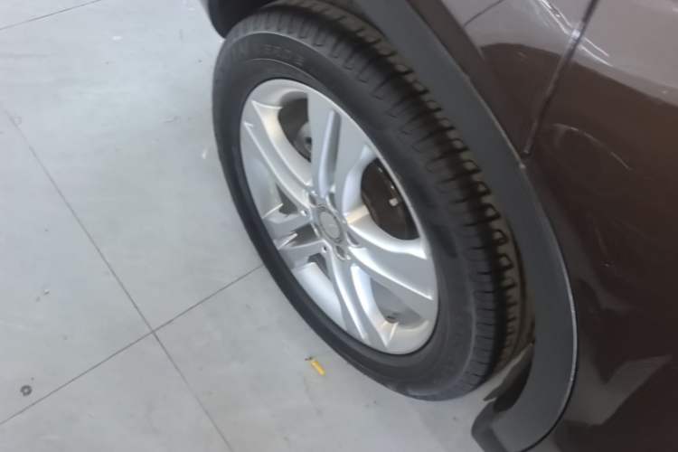 Used Mercedes-Benz GLA 2016 GLA 200 Fashion Model Right Rear Wheel Hub