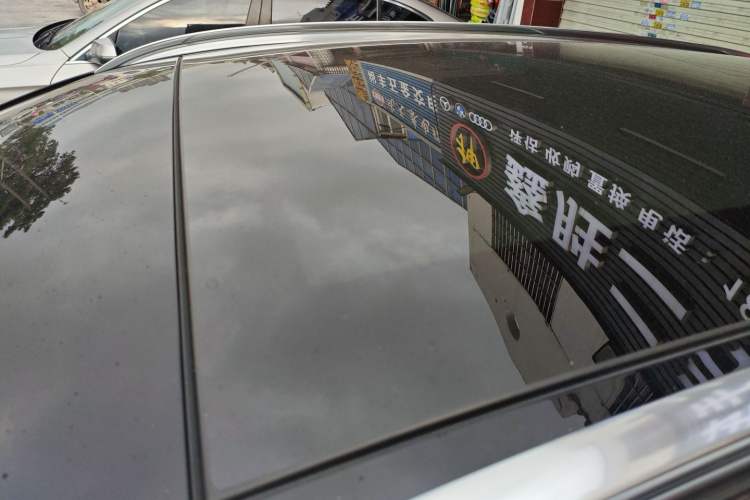 Used Mercedes-Benz GLA 2016 GLA 200 Fashion Model Roof