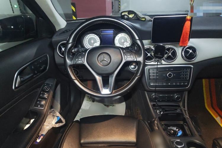 Used Mercedes-Benz GLA 2016 GLA 220 4MATIC Fashion Edition Steering Wheel