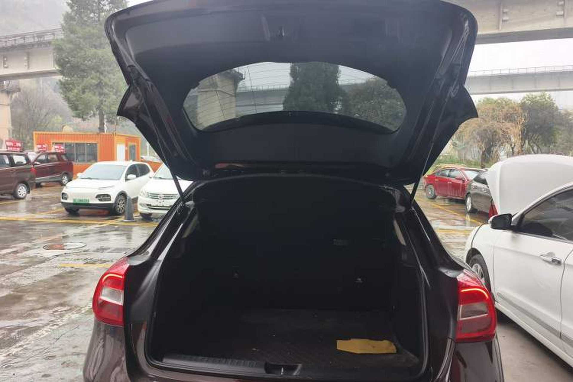Used Mercedes-Benz GLA 2016 GLA 200 Sport Edition Trunk