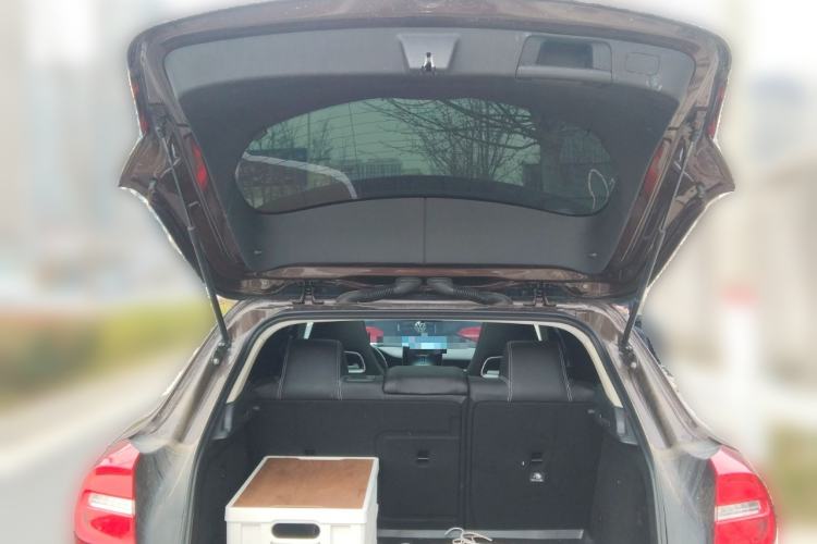 Used Mercedes-Benz GLA 2016 GLA 200 Fashion Model Trunk