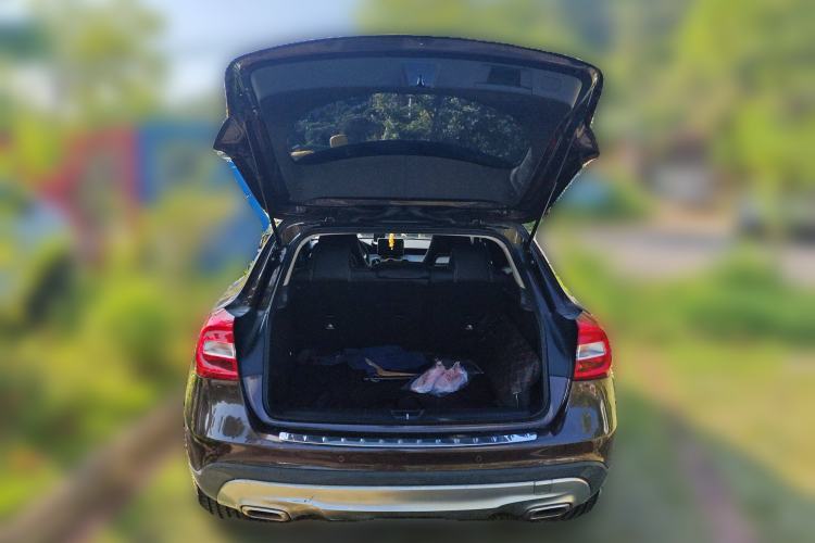 Used Mercedes-Benz GLA 2016 GLA 200 Sport Edition Trunk