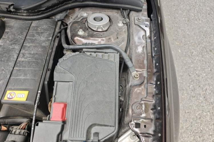 Used Mercedes-Benz GLA 2016 GLA 200 Sport Edition Engine Bay Left