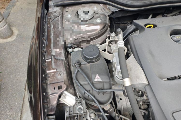 Used Mercedes-Benz GLA 2016 GLA 200 Sport Edition Engine Bay Right