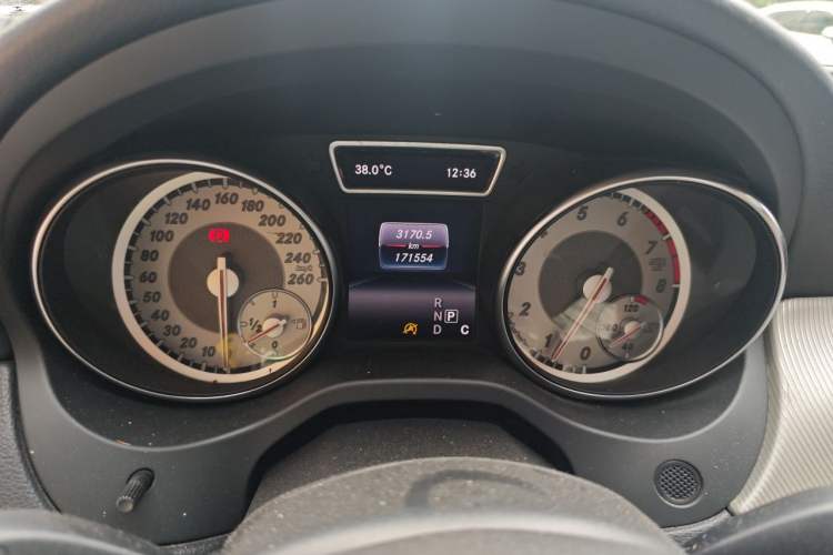 Used Mercedes-Benz GLA 2016 GLA 200 Sport Edition Instrument Cluster