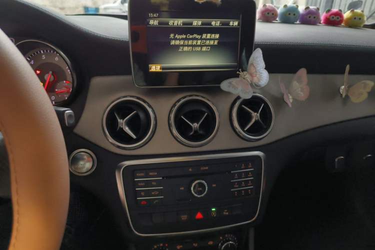 Used Mercedes-Benz GLA 2016 GLA 200 Fashion Model Audio And AC Panel
