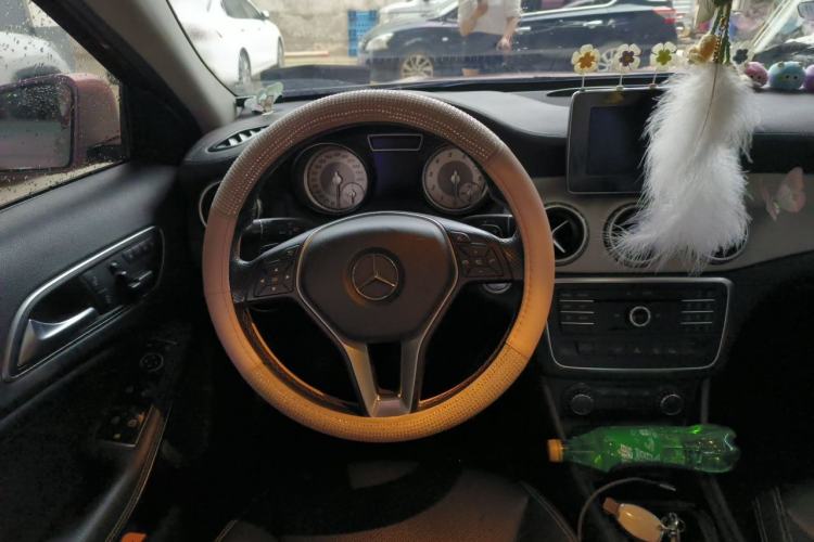 Used Mercedes-Benz GLA 2016 GLA 200 Fashion Model Steering Wheel